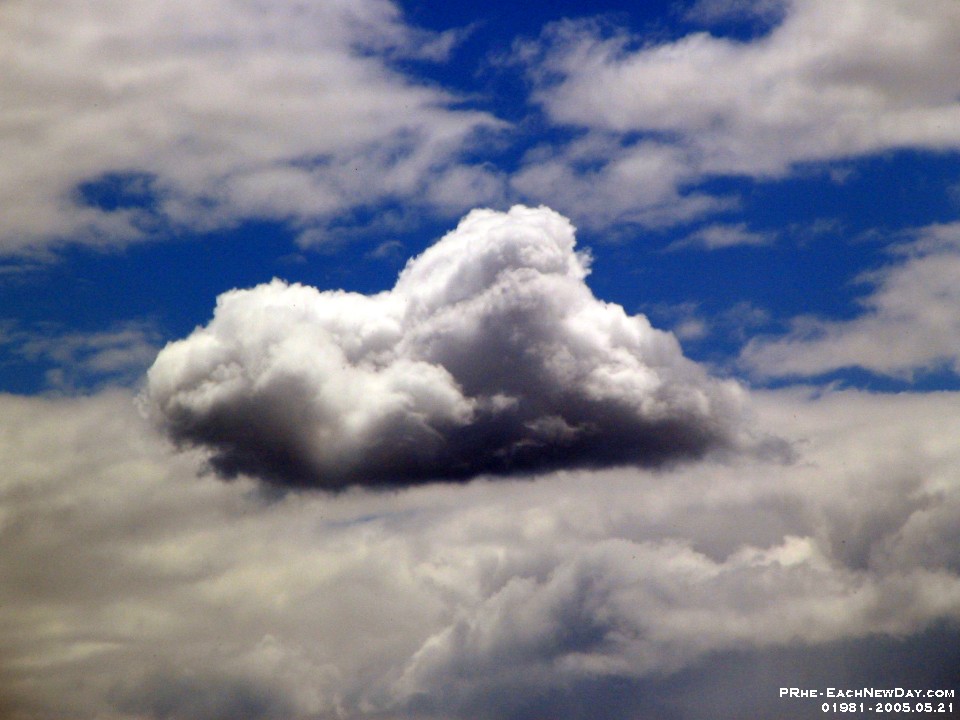 01981l - Cloud over Sturgeon Lake